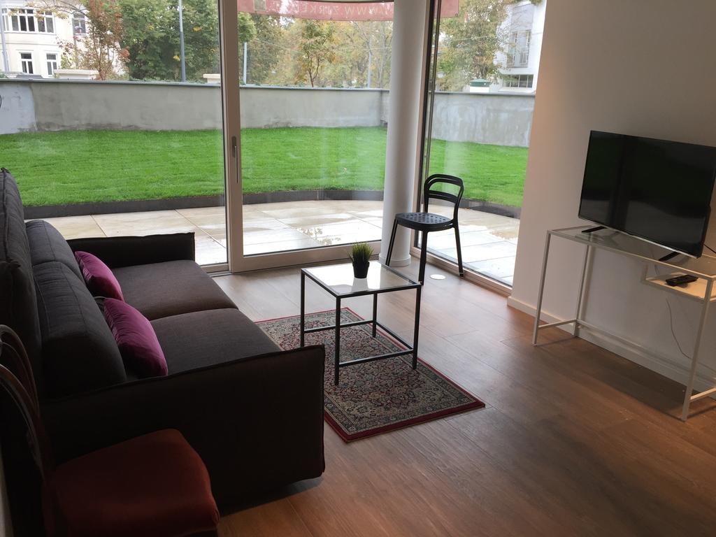 Vienna Garden Residence Bagian luar foto